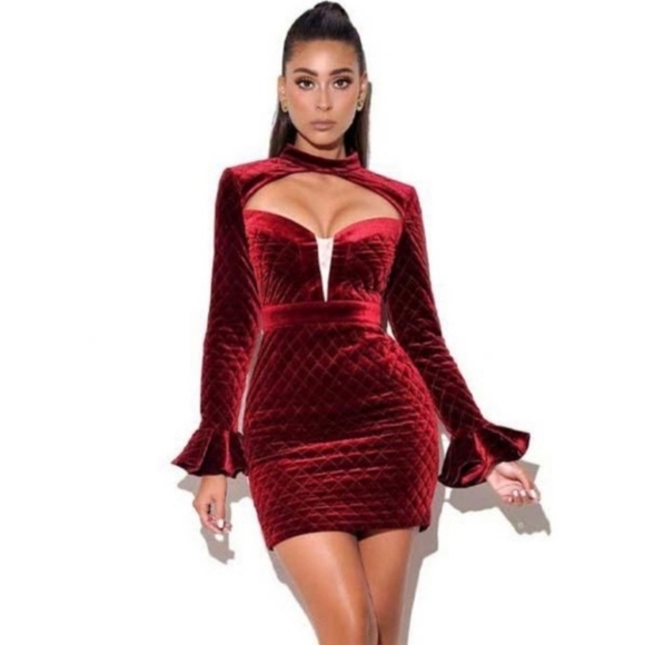 Miss Circle New York Lulia Wine Flare Sleeve Quilted Red Velvet Dress Sz Large - Picture 1 of 11
